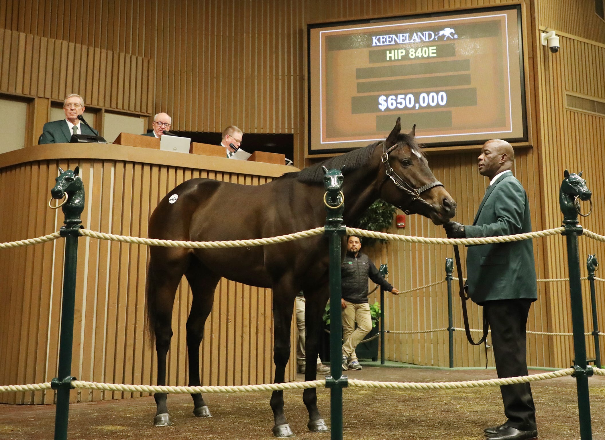Keeneland January sale keeps pace with last year's record business